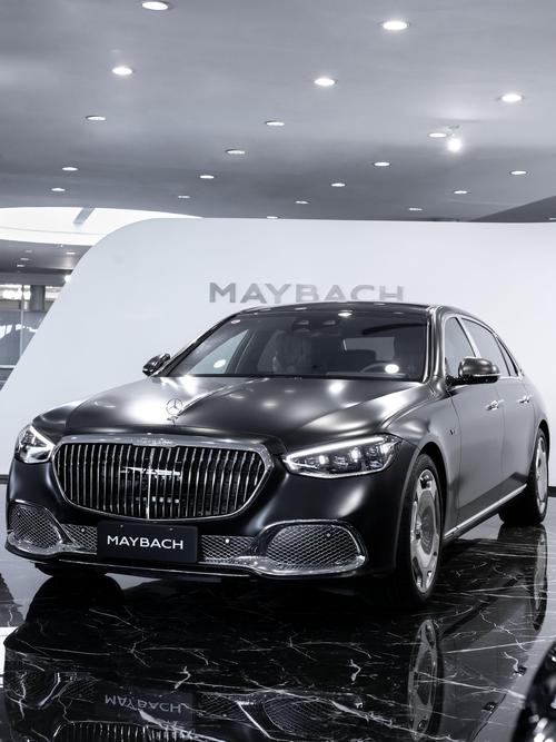 东莞14岚图汽车的售后服务让用户无忧出行，迈巴赫未来的豪华车趋势